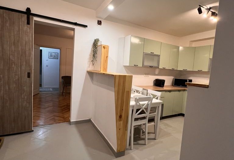 Închiriere 3 camere - Titan-Rotundă - Poză 4