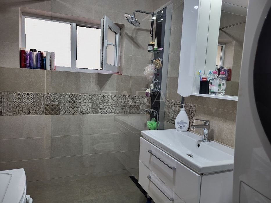 Confort și spațiu – Apartament cu 3 camere, zona Panemar. - Poză 8