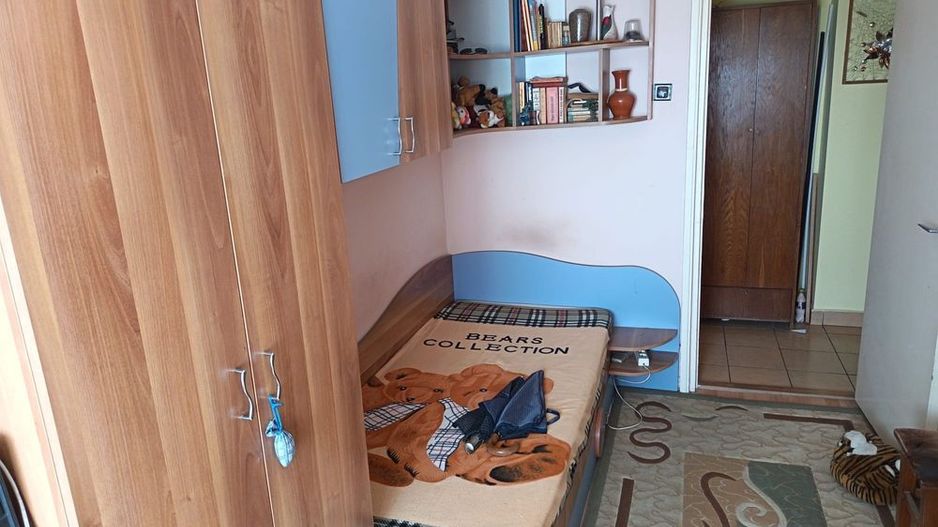 BRASADAS vinde ap 3 cam etaj 4. - Poză 5