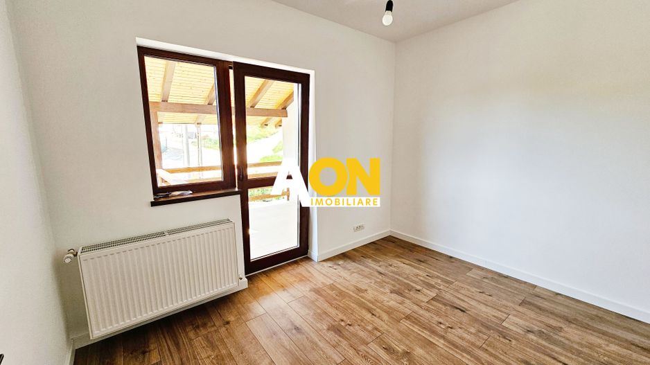 1/2 Duplex, 4 camere, 449 mp teren, asfalt, toate utilitatile, Cetate - Poză 9