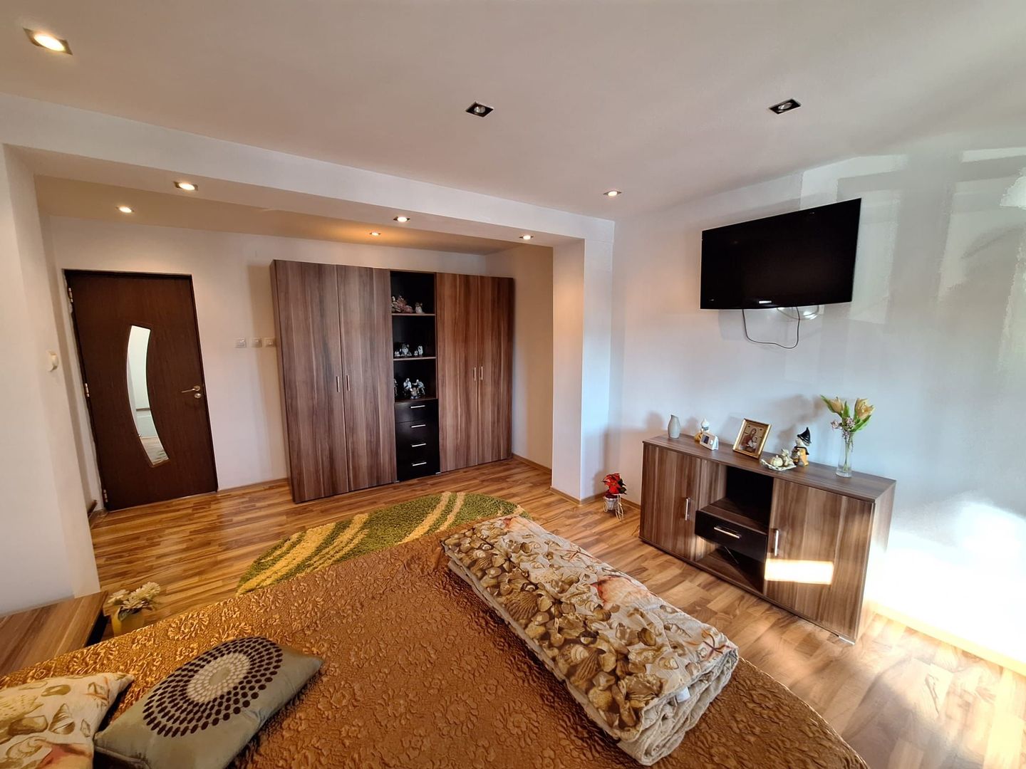 Inchiriere apartament la casa, Centru Bascov - Poză 3