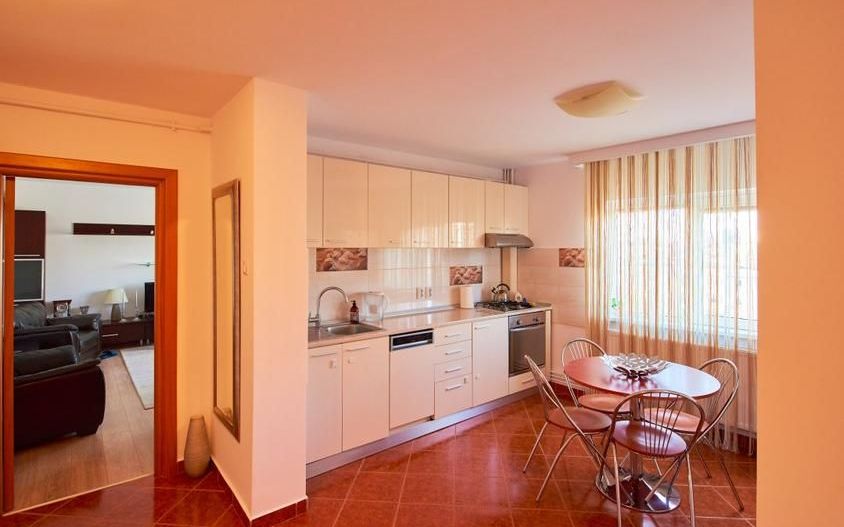 2 camere | prima inchiriere | centrala proprie | Sebastian - Razoare - Poză 2