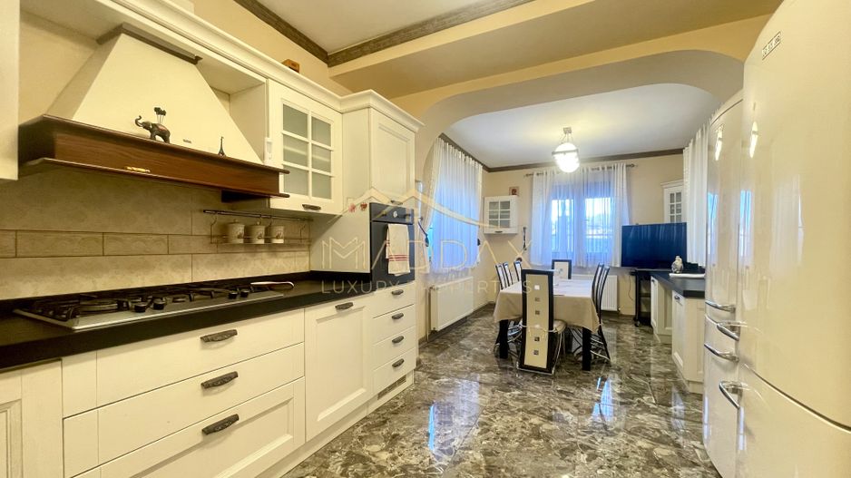 Vila 7 camere**Lake view**Ponton privat**Piscina**Teren 933 MP//Balotesti - Poză 15