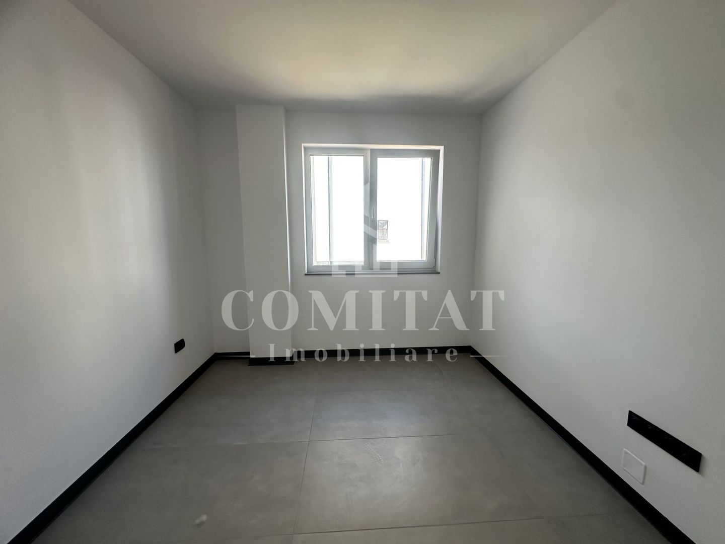 Apartament la etaj intermediar | Finisat | Zona Str Tineretului - Poză 7
