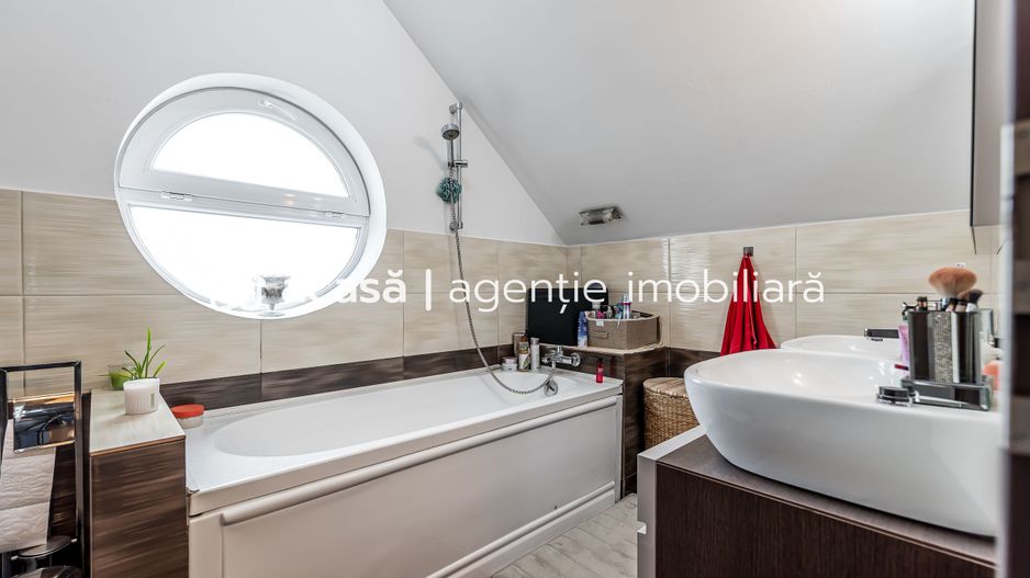 Casă P+M în Westfield | 387 mp teren | curte + anexe - Poză 12