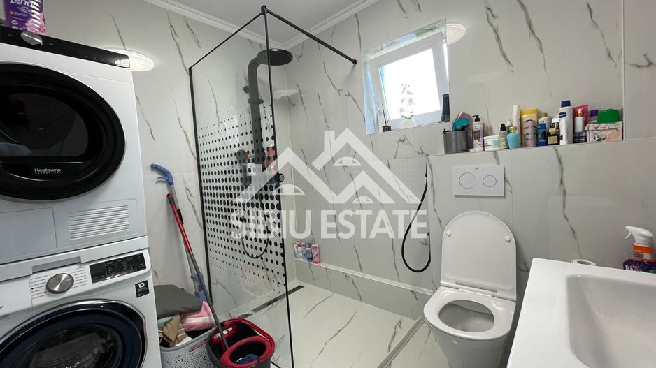 Apartament 3 camere 70 mp.  pod, loc de parcare-Selimbar - Poză 7