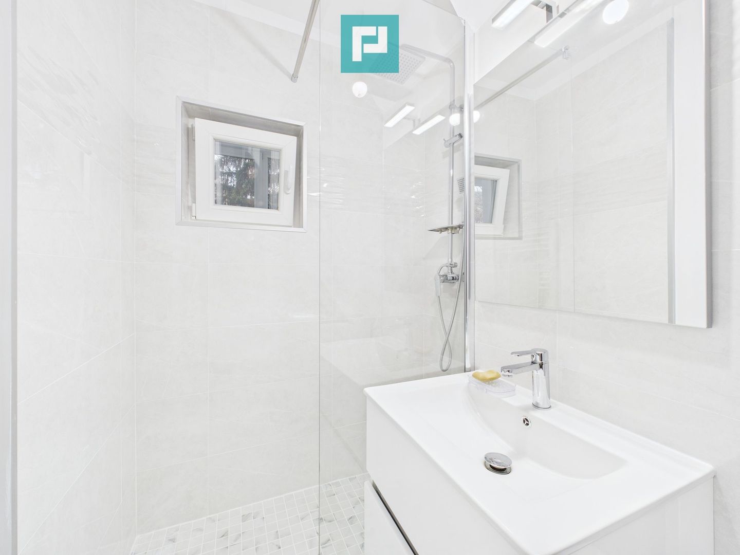 Apartament 2 camere-prima închiriere, ultracentral - Poză 10