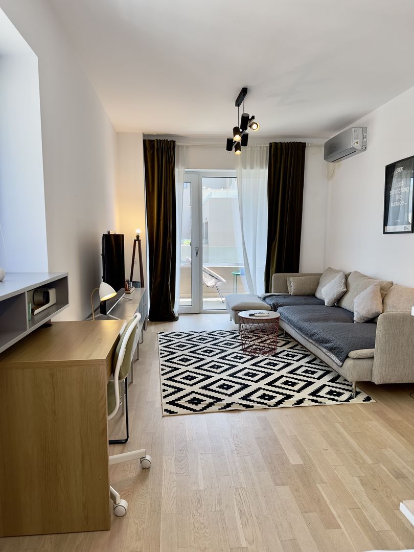 Studio C-entral, Vasile Lascar 216-218, metrou "Stefan cel Mare" - Poză 1