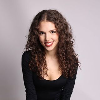 Lorena Giurgiu - Investa Imobiliare