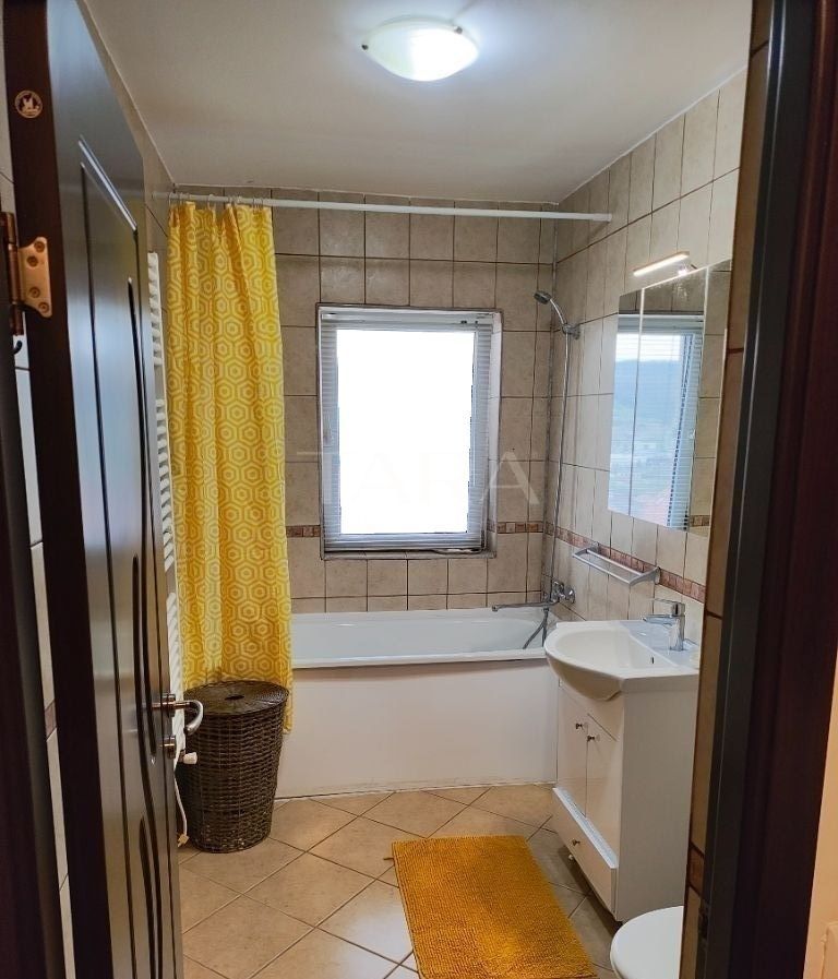 Apartament cu 2 camere, Baciu, zona Primariei - Poză 9