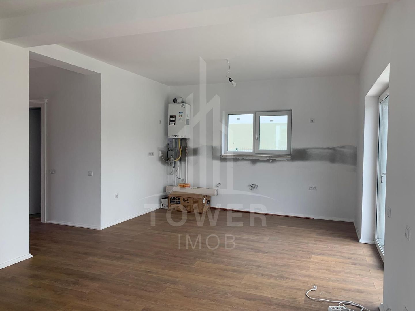 Casă de vânzare cu 4 camere | Loc. Cristian - Poză 10