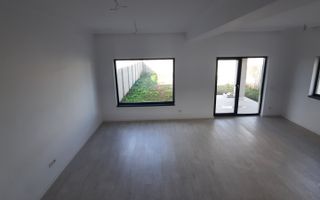 Duplex frumos cu arhitectura mediteraneana - Poză 11