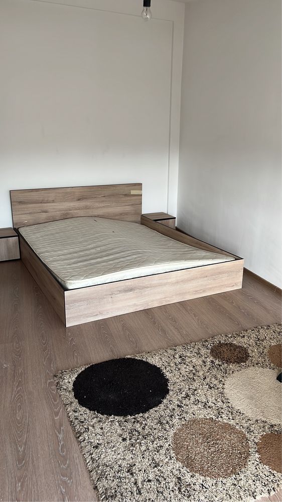 Casa la curte 3 camere baie bucatarie - Poză 3