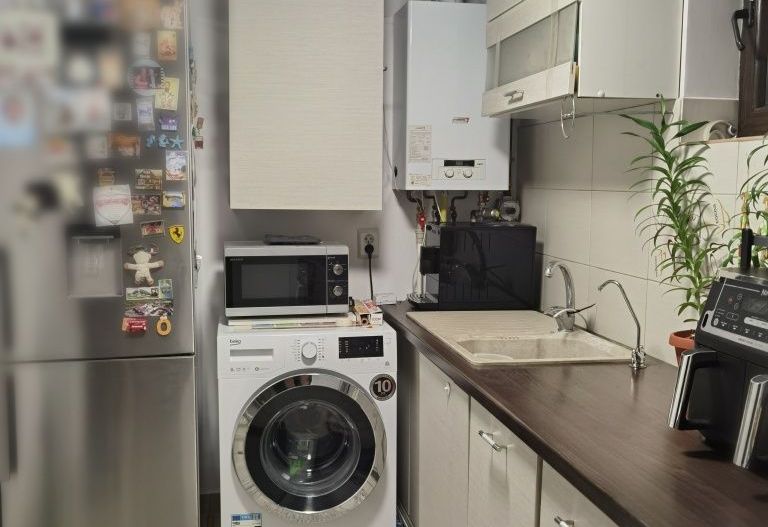 De vanzare apartament 2 camere, strada Safirului Bragadiru - Poză 1