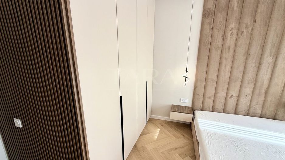 Apartament premium 2 camere, dressing, balcon, parcare subterana. - Poză 16