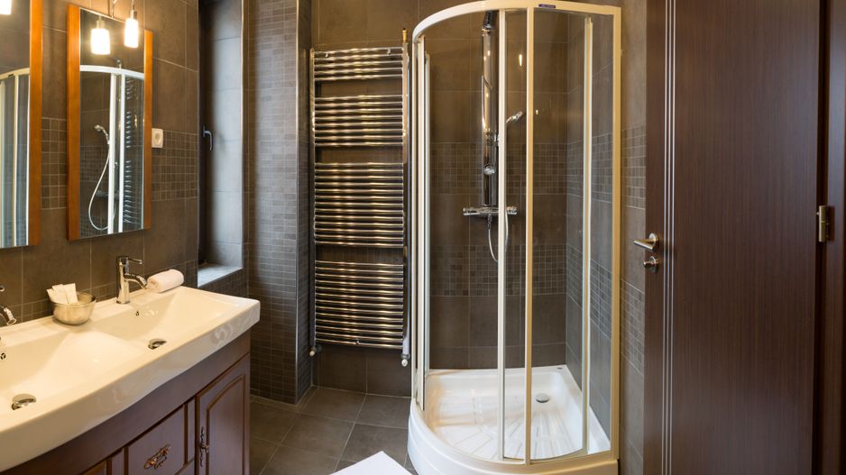 CASA DE LUX ÎN ZONA LIVEZENI - Poză 11