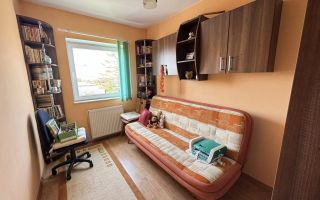 Apartament 3 camere | Decomandat | 2 Balcoane |  Valea Aurie - Poză 2