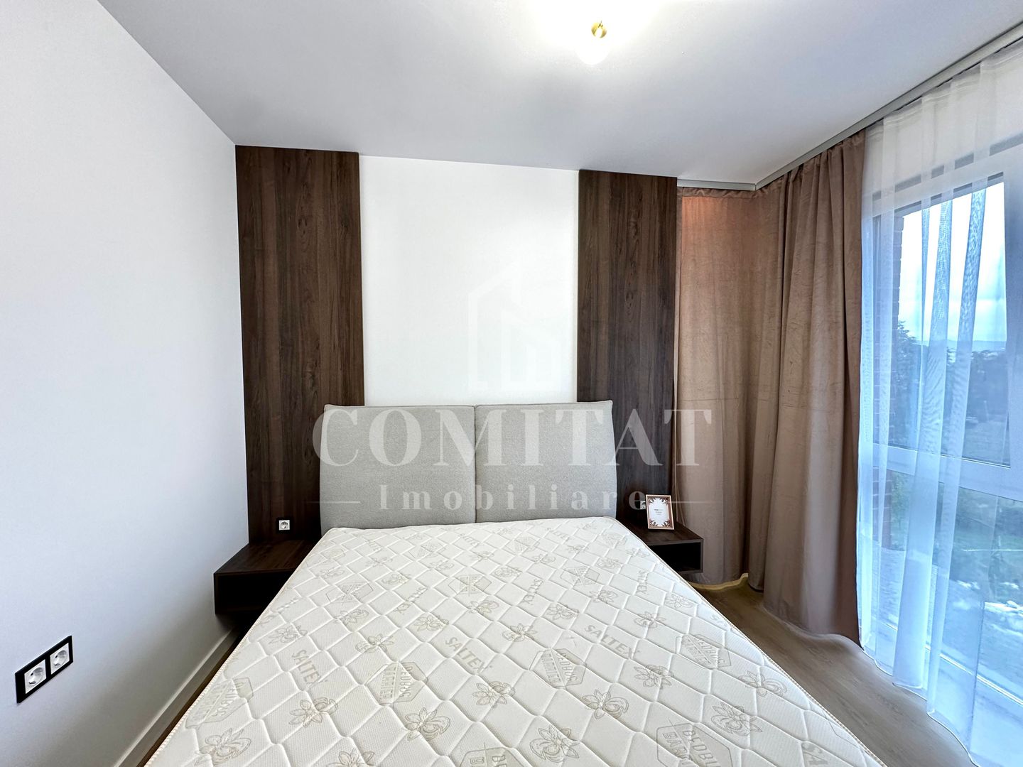 Apartament ultrafinisat | Etaj intermediar | Zona Str Tineretului - Poză 13