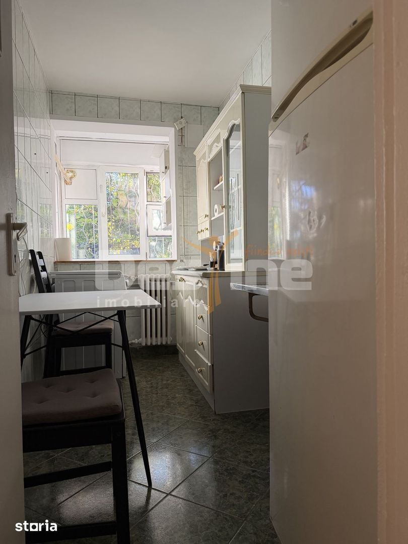Apartament 2 camere de închiriat, loc de parcare inclus - Poză 2