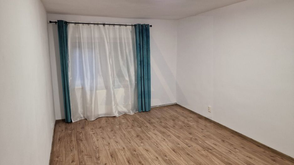 Apartament 3 camere 2 bai 66mp + pivnita Terezian - Poză 8