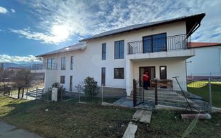 Duplex 4 camere I Acces auto - Curte 370 mp I Cisnădie - Poză 18