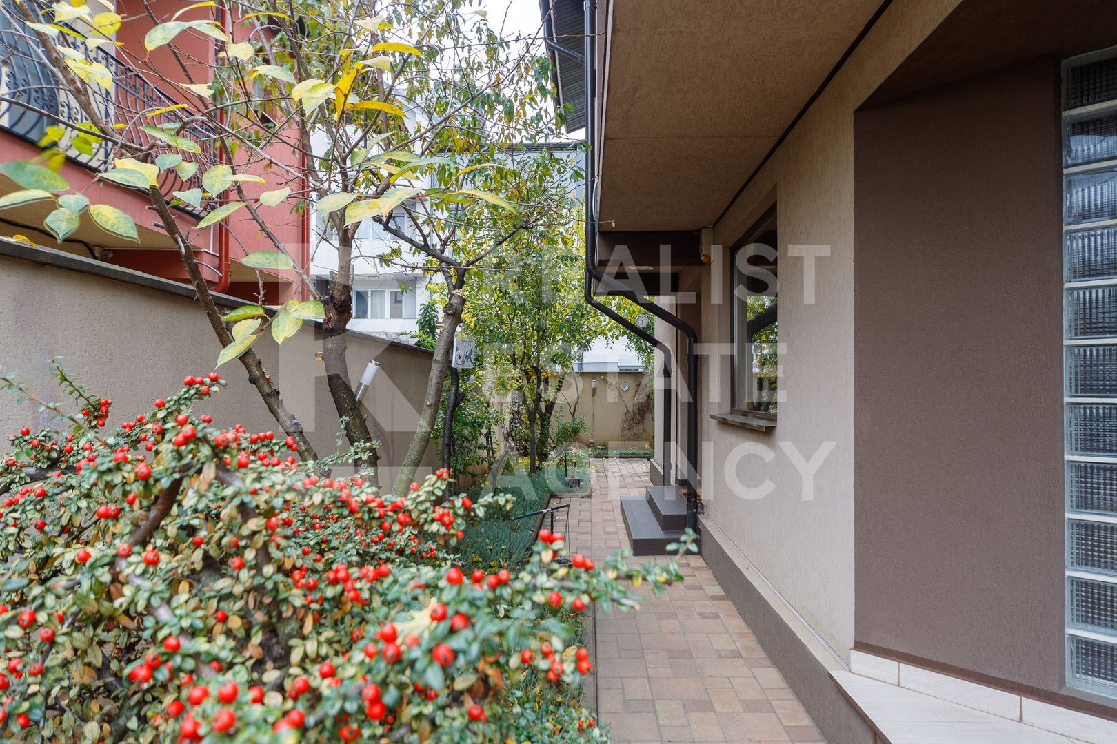 Vânzare, Duplex, 7 camere, zona Militari - Poză 4