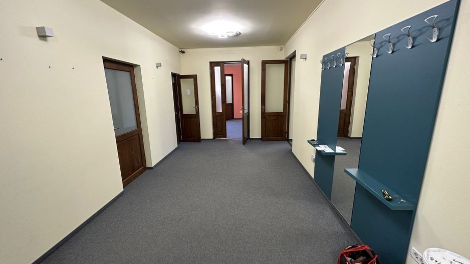 Spațiu de birouri de 204mp de vanzare  în zona Piata 700 - Poză 10