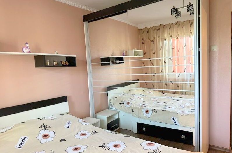 De vanzare apartament cu 3 camere, micro 38, et. 3, 63.000 euro - Poză 3
