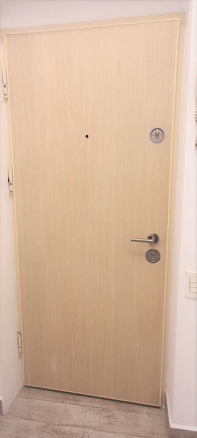 Studio de vanzare - Poză 8