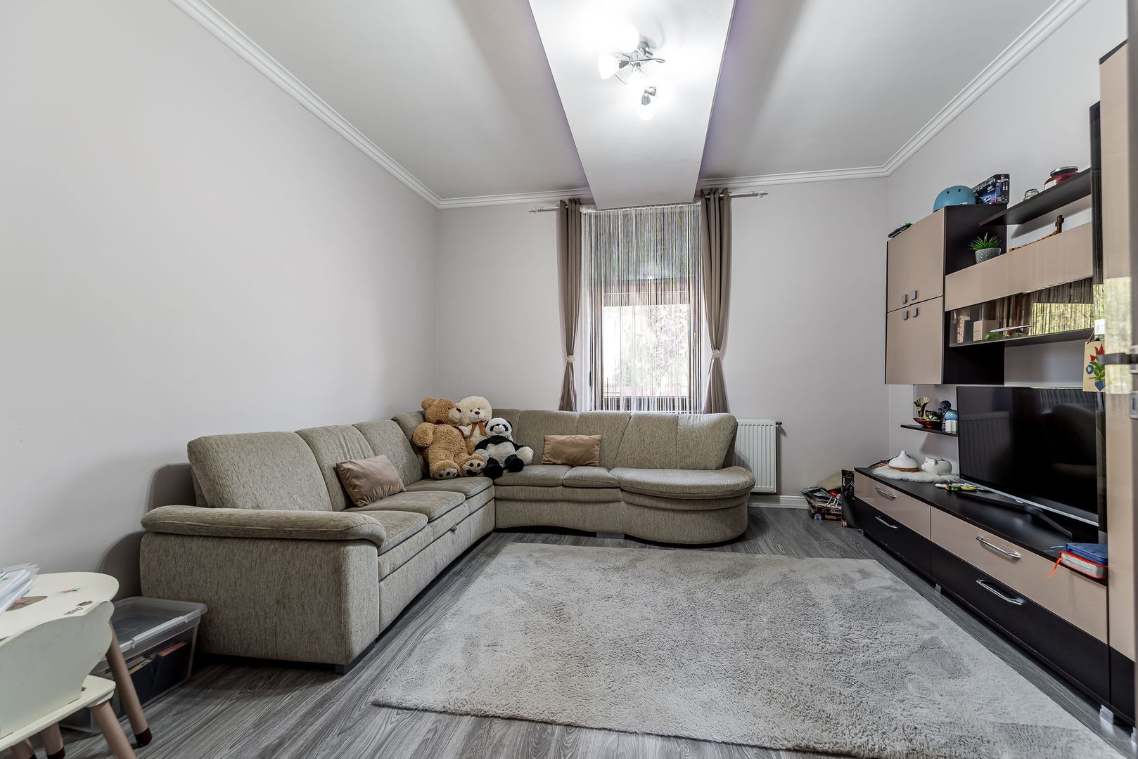 Casa renovata 4 camere - Sanicolau Mic - COMISION 0 - Poză 3