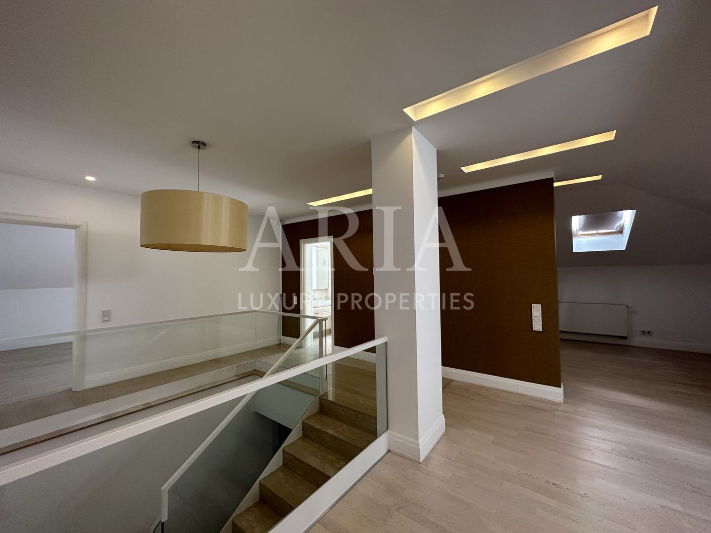 OXFORD GARDENS -  LUXURY GATED COMMUNITY - POOL - TENNIS COURT - PLAYGROUND - Poză 14