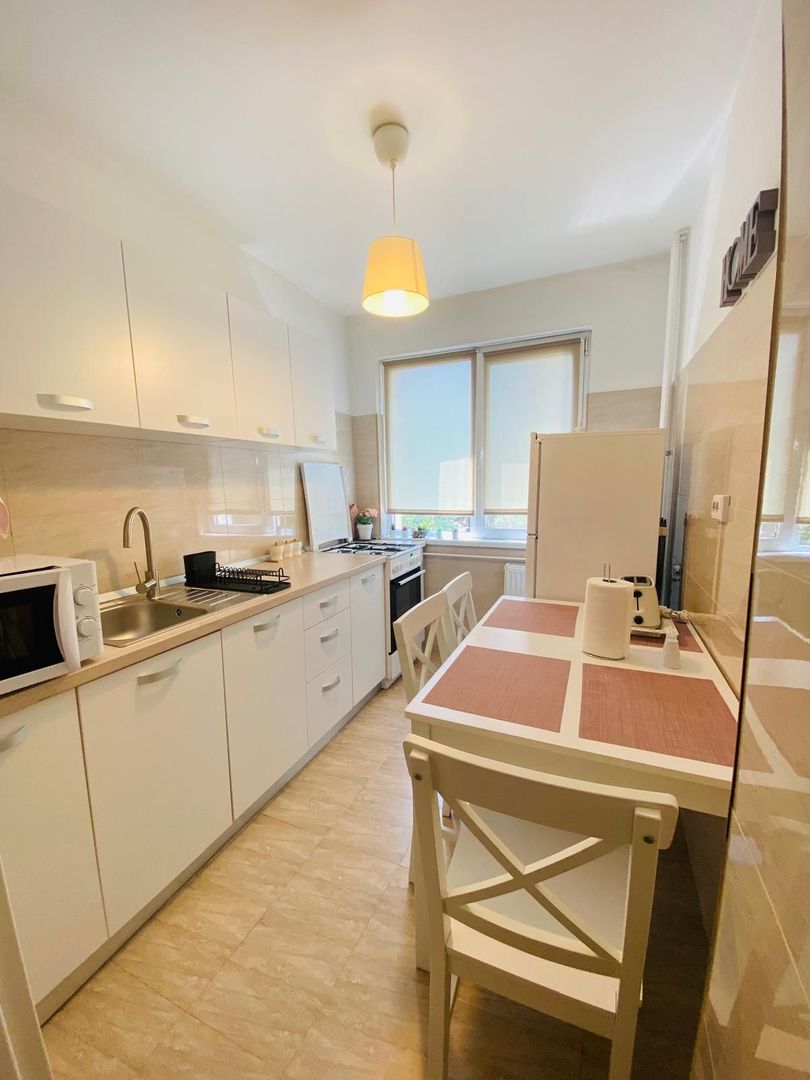 Berceni Grand Arena, renovat, mobilat, utilat modern, pretabil familie - Poză 1