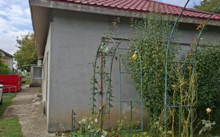 Samurcasi, casa si teren de 1200 mp - Poză 3