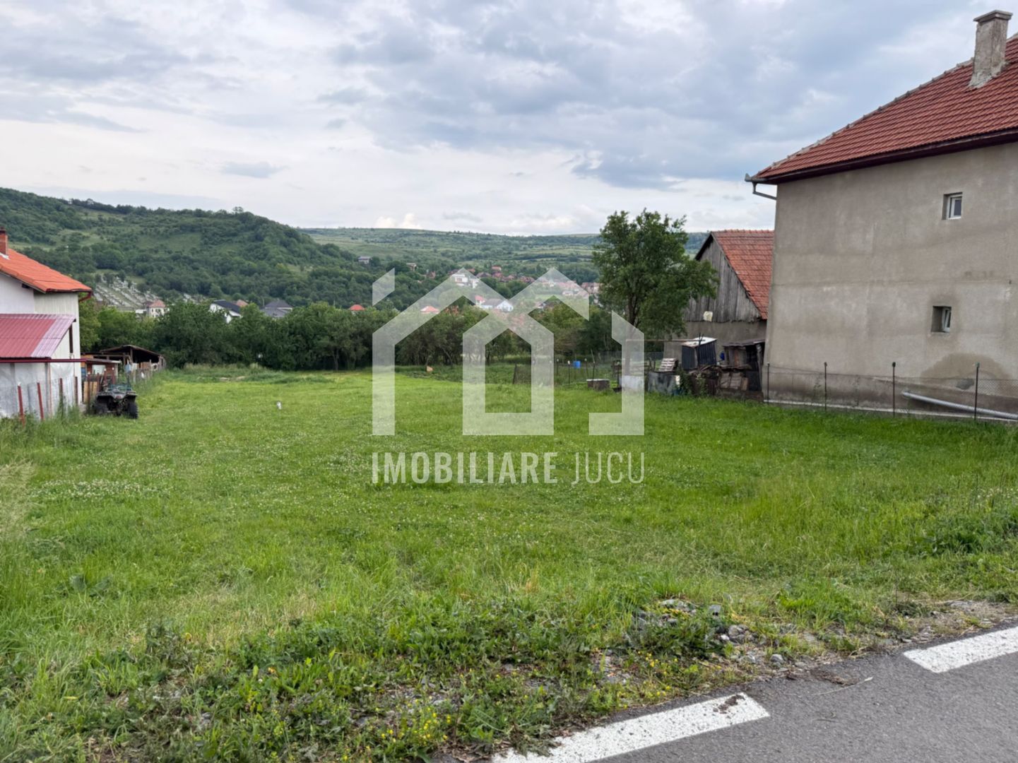 Teren intravilan – 1.270 mp | Chinteni, zona centrală - Poză 2