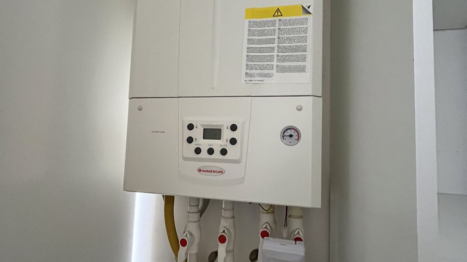 gars.dubla mob-util cf. foto+parcare/langa Farmacia Tei - mut.imed - Poză 8