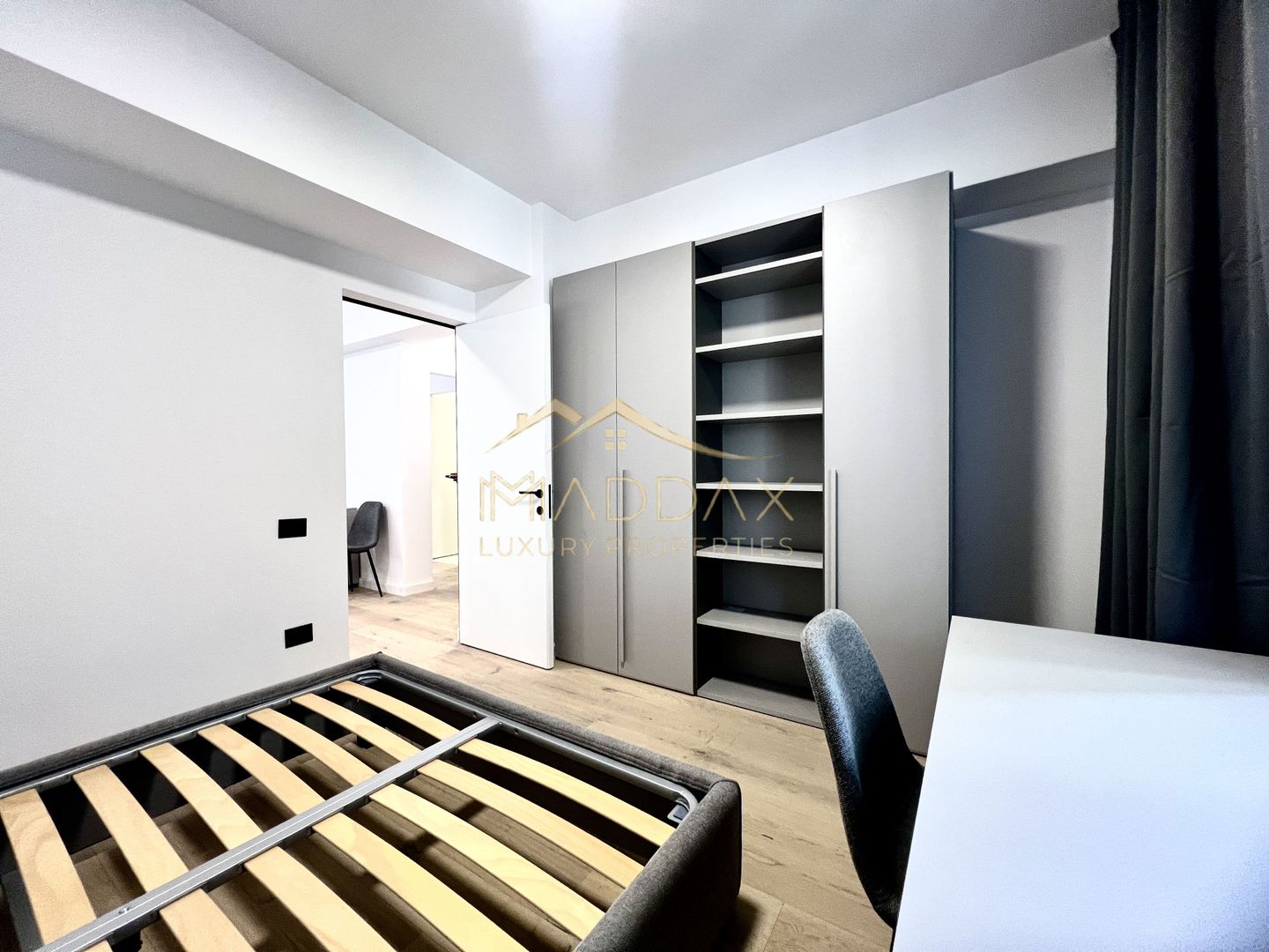 Apartament LUX**4 Camere**Parcare inclusa//Metrou Aviatorilor-Herastrau - Poză 13