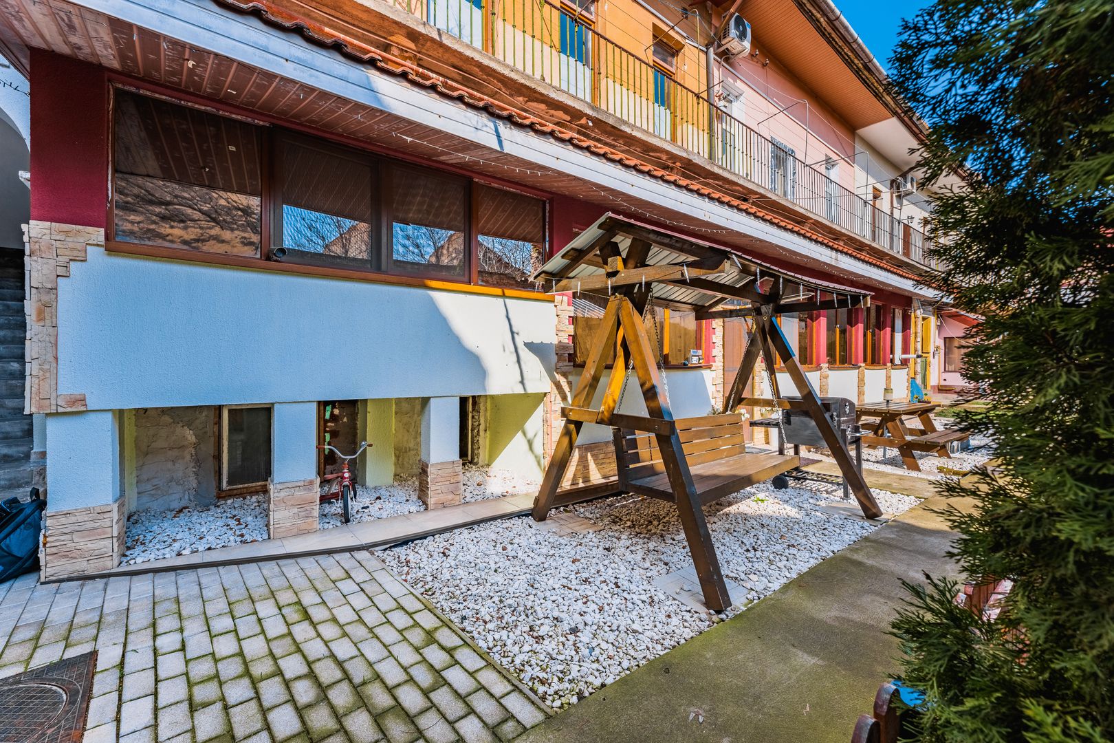 Apartament ultracentral ideal pentru investiții - Poză 1