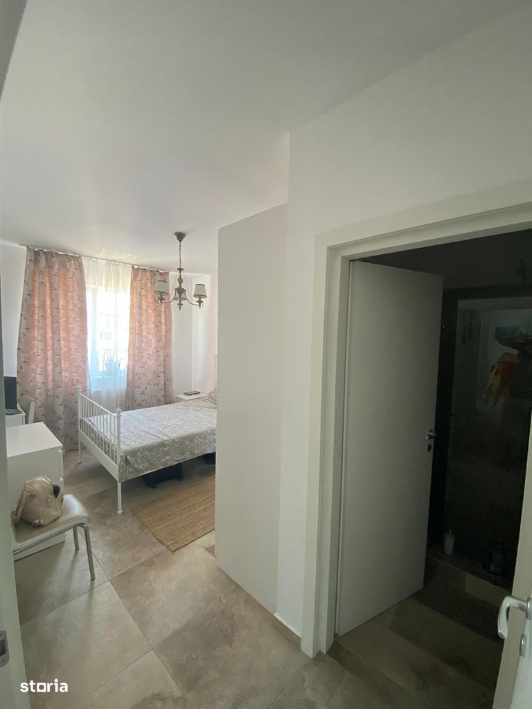 Vânzare apartament de 3 camere decomandat in Chiajna cu parcare - Poză 8