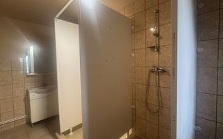 Casa de inchiriat 15 locuri cazare angajati, muncitori Micalaca Arad - Poză 9