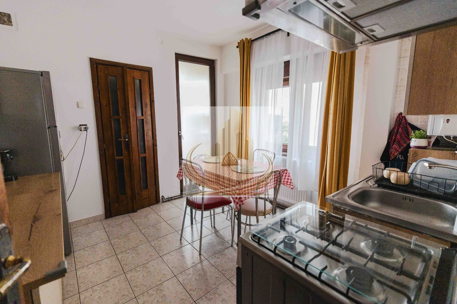 Apartament 4 camere Central 100mp 245000 euro - Poză 10