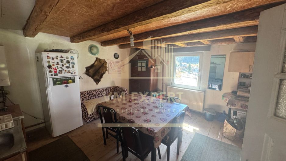 CASĂ 4 CAMERE TEREN 630 MP DAMBOVICIOARA  ARGES - Poză 56