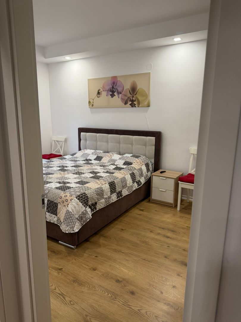 3 CAMERE +PACARE IN COSMOPOLIS - Poză 12