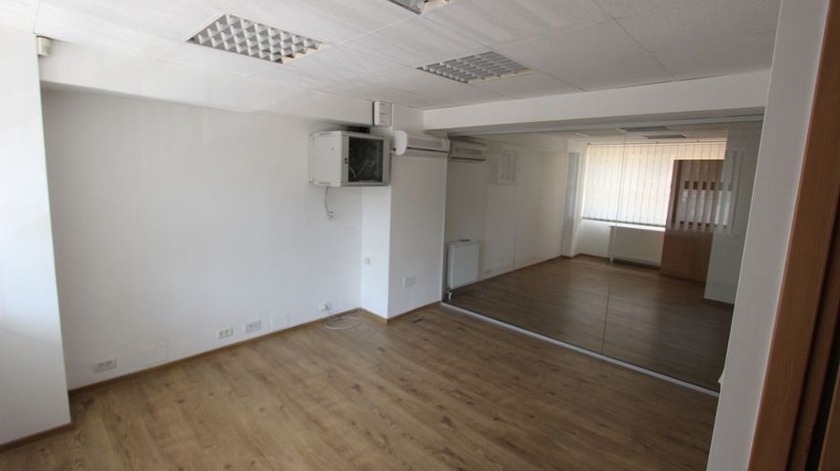 Imobil birouri in zona ultracentrala - Poză 21