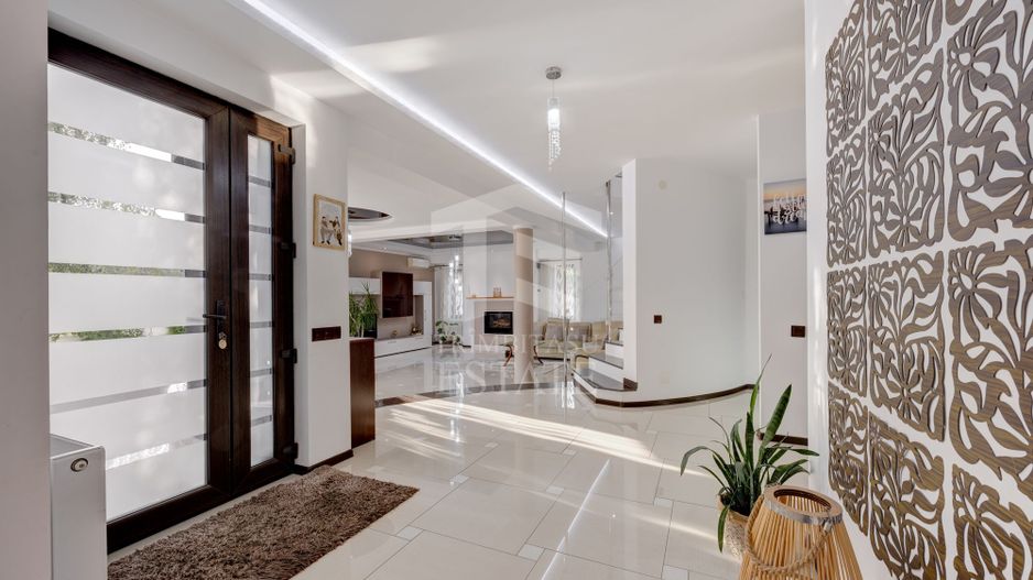 Vilă 342 mp cu piscină și 800 mp teren / 4 dormitoare / Pleașa - Poză 4