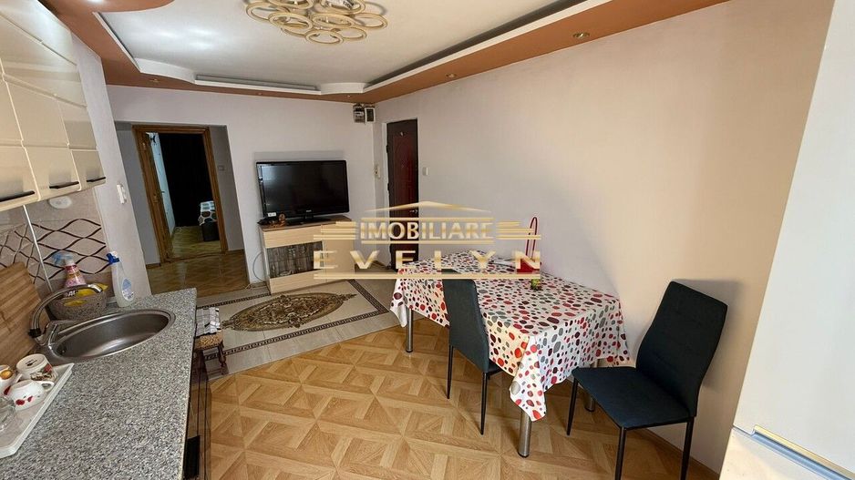 De închiriat apartament 3 camere – zona Săvenilor / Tudor Vladimirescu - Poză 2