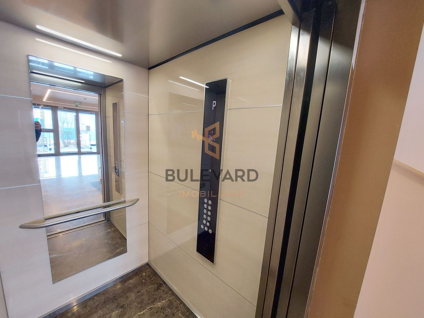 Penthouse de 135 mp+ terasa de 210 mp! - Poză 5