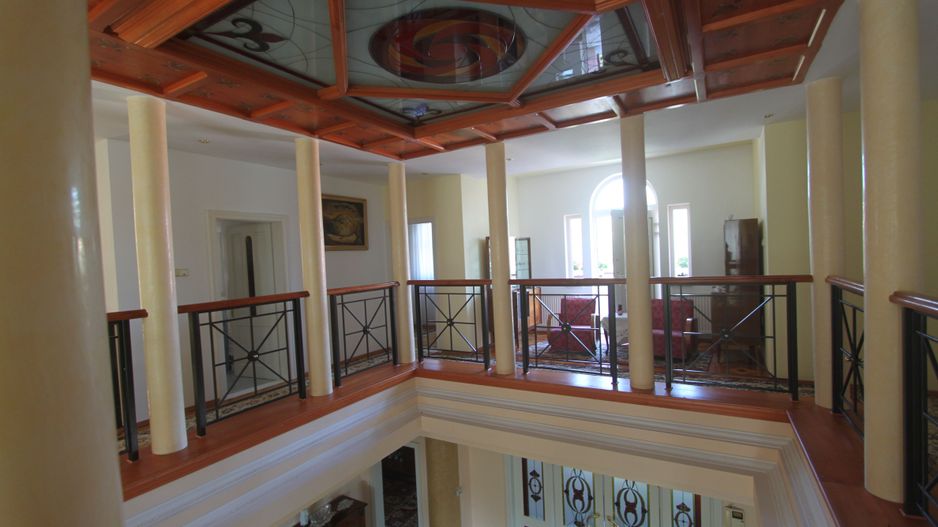 Casă / Vilă cu 8 camere de vânzare în zona Semicentral - Poză 28