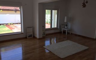 VILA SPATIOASA CU 6 CAMERE LA INCHIRIERE LANGA BRITISH SCHOOL - Poză 8