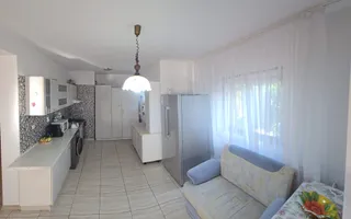 Vilă cu grădină exotică, într-un cartier liniștit – Lazu, Constanța - Poză 13