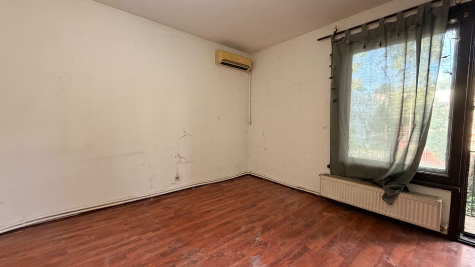 APARTAMENT 2 CAMERE | PRIMAVERII | NECESITA RENOVARE - Poză 2